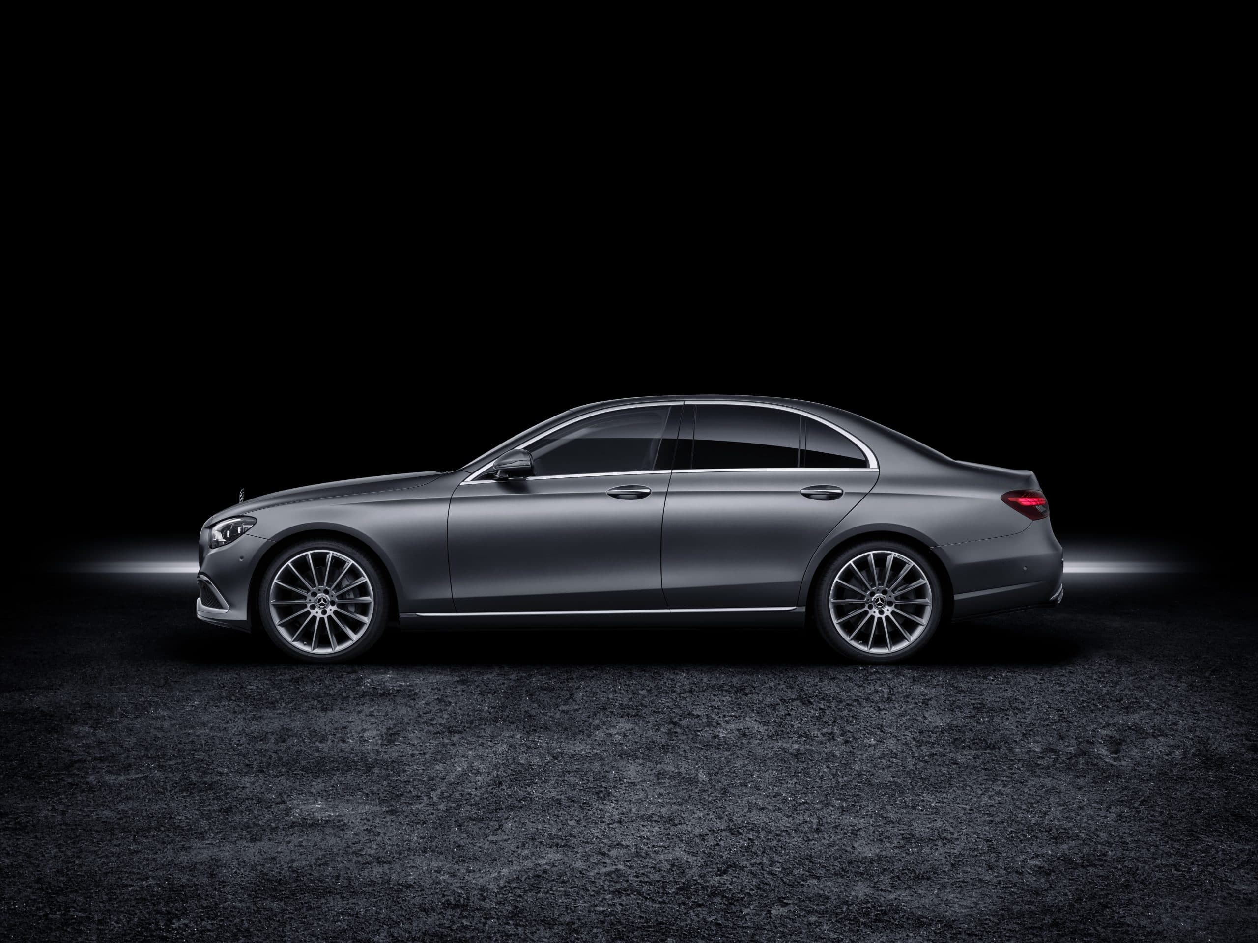 MERCEDES BENZ E-Class Sedan E 220 d