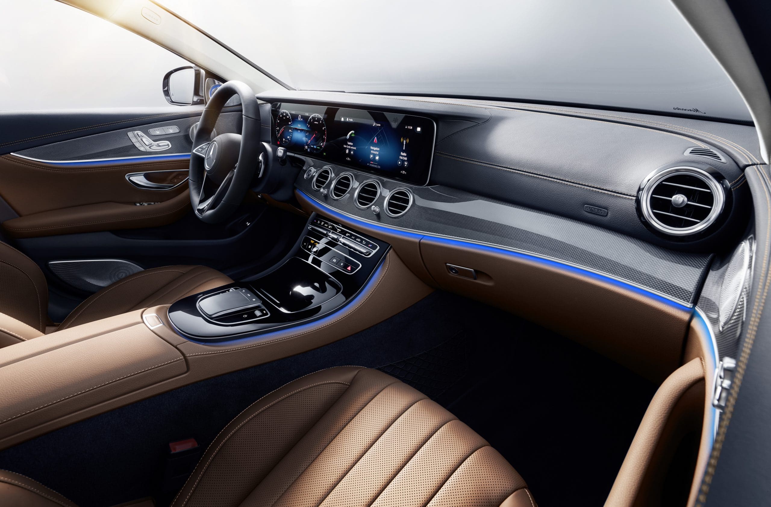 MERCEDES BENZ E-Class Sedan E 220 d