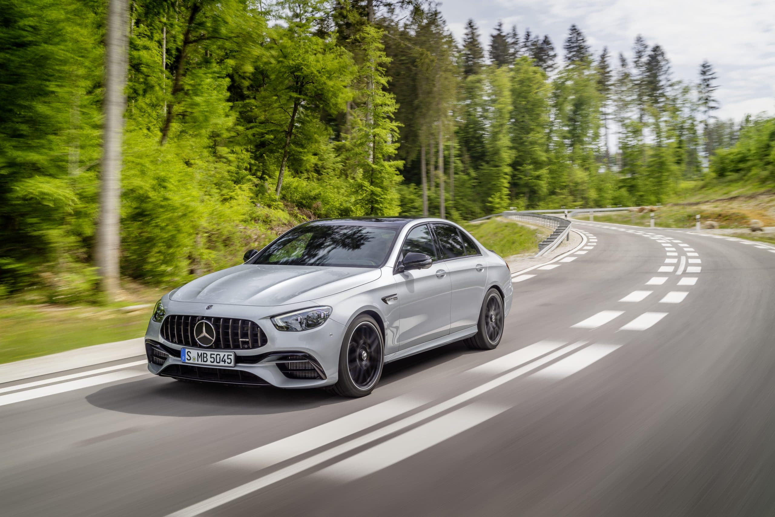 MERCEDES BENZ E-Class Sedan E 220 d