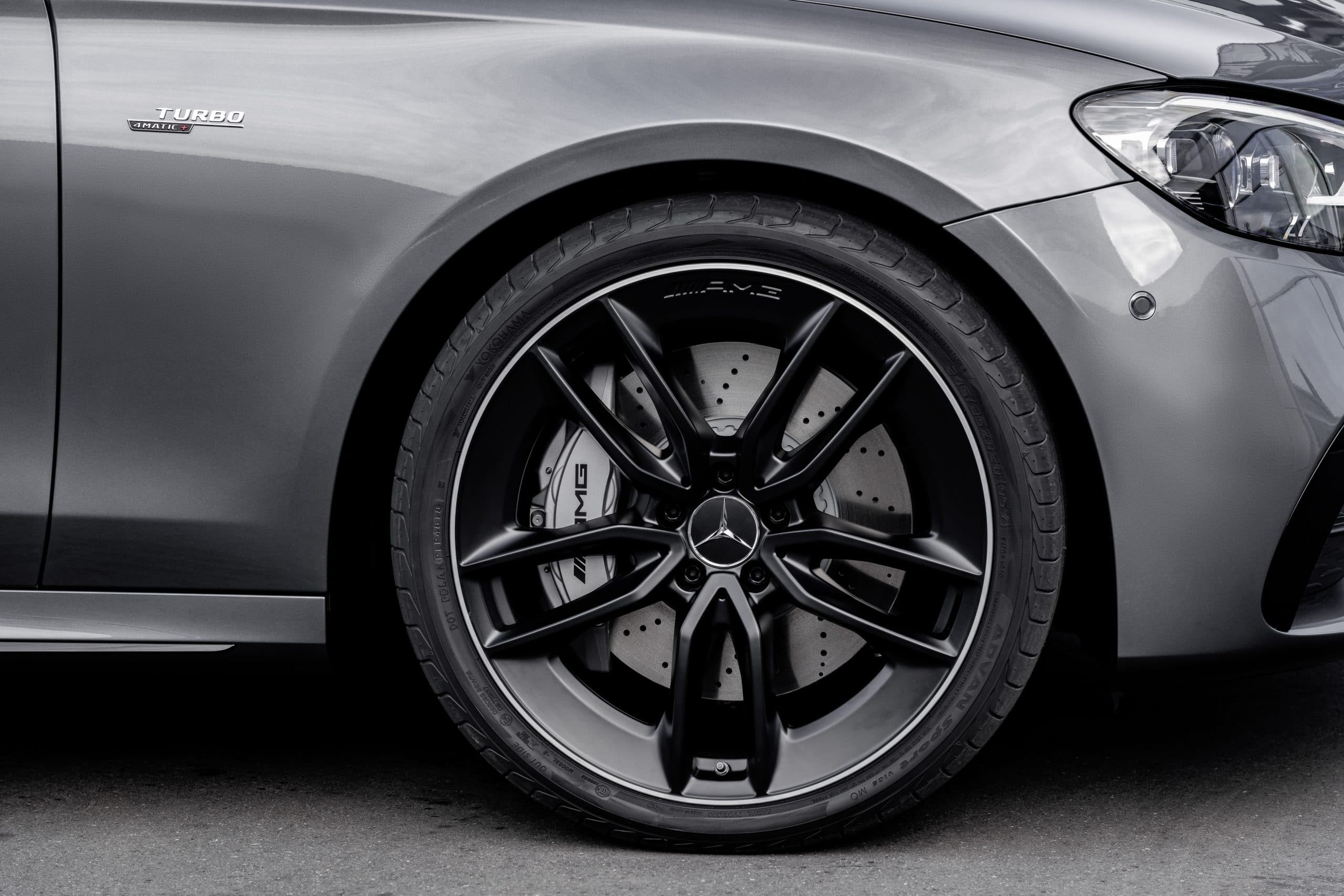 MERCEDES BENZ E-Class Sedan E 220 d