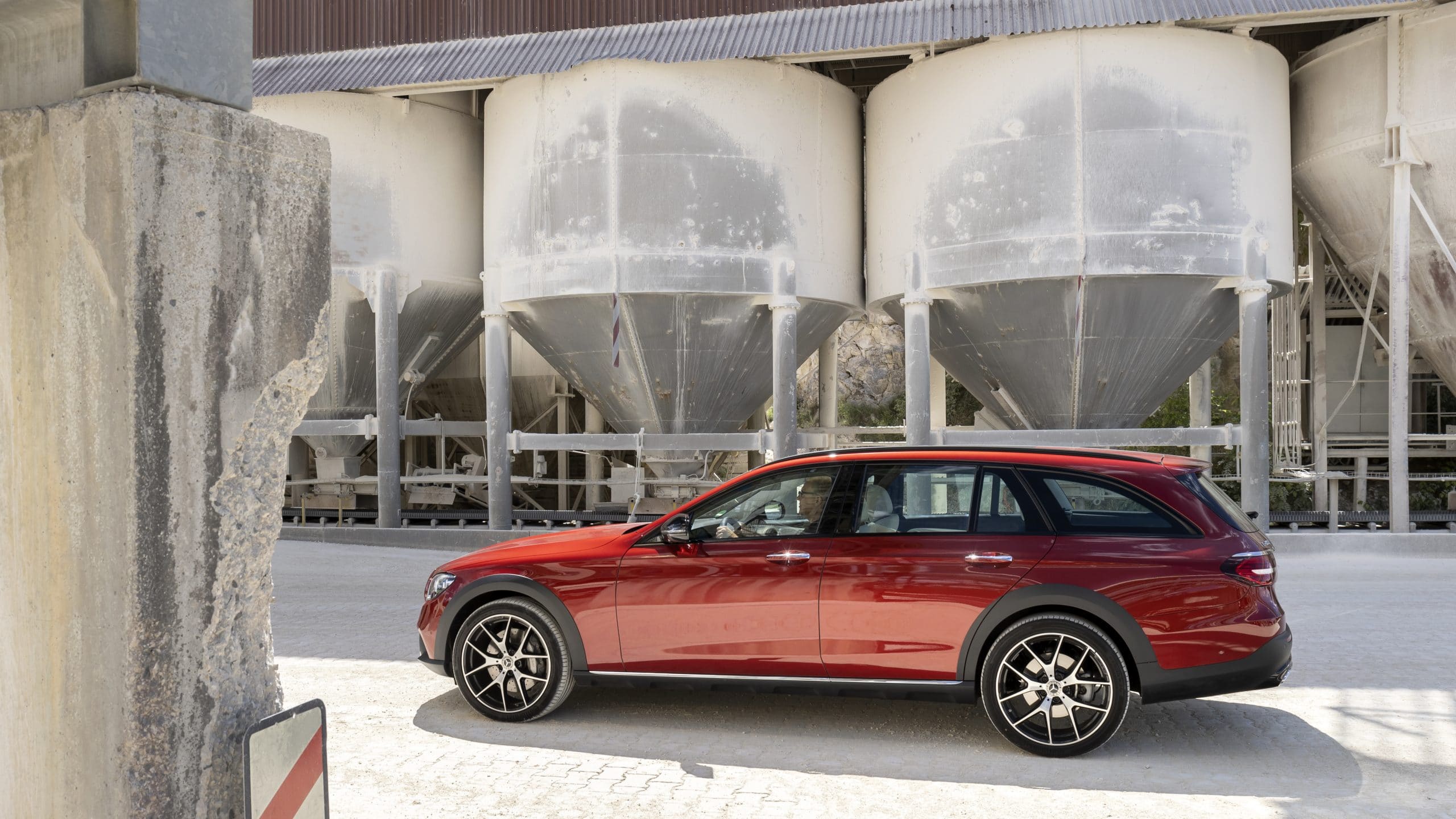 MERCEDES BENZ E-Class Estate E 450 4MATIC