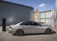 MERCEDES BENZ E-Class Sedan E 300 e