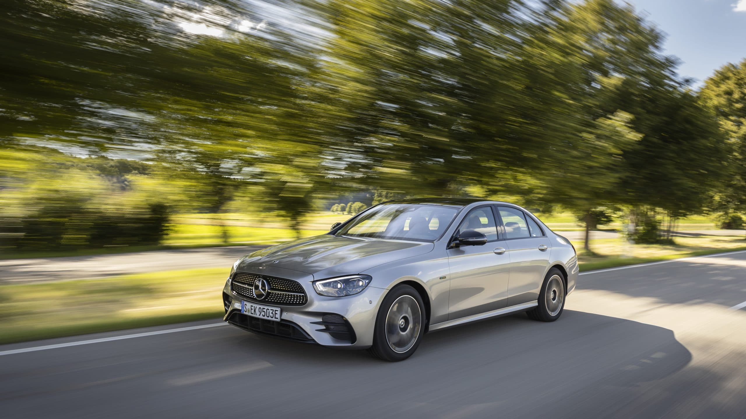 MERCEDES BENZ E-Class Sedan E 220 d