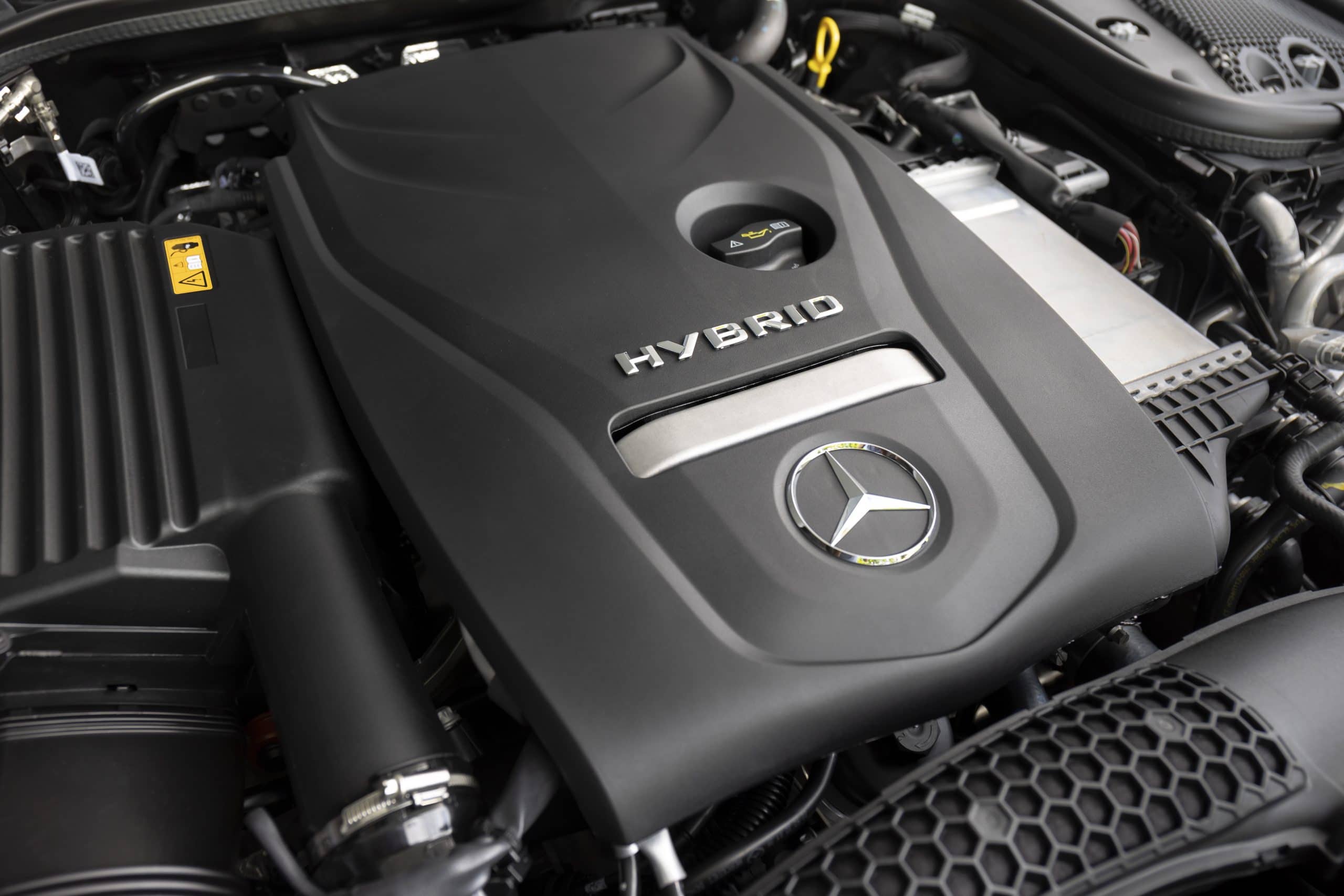 MERCEDES BENZ E-Class Sedan E 220 d
