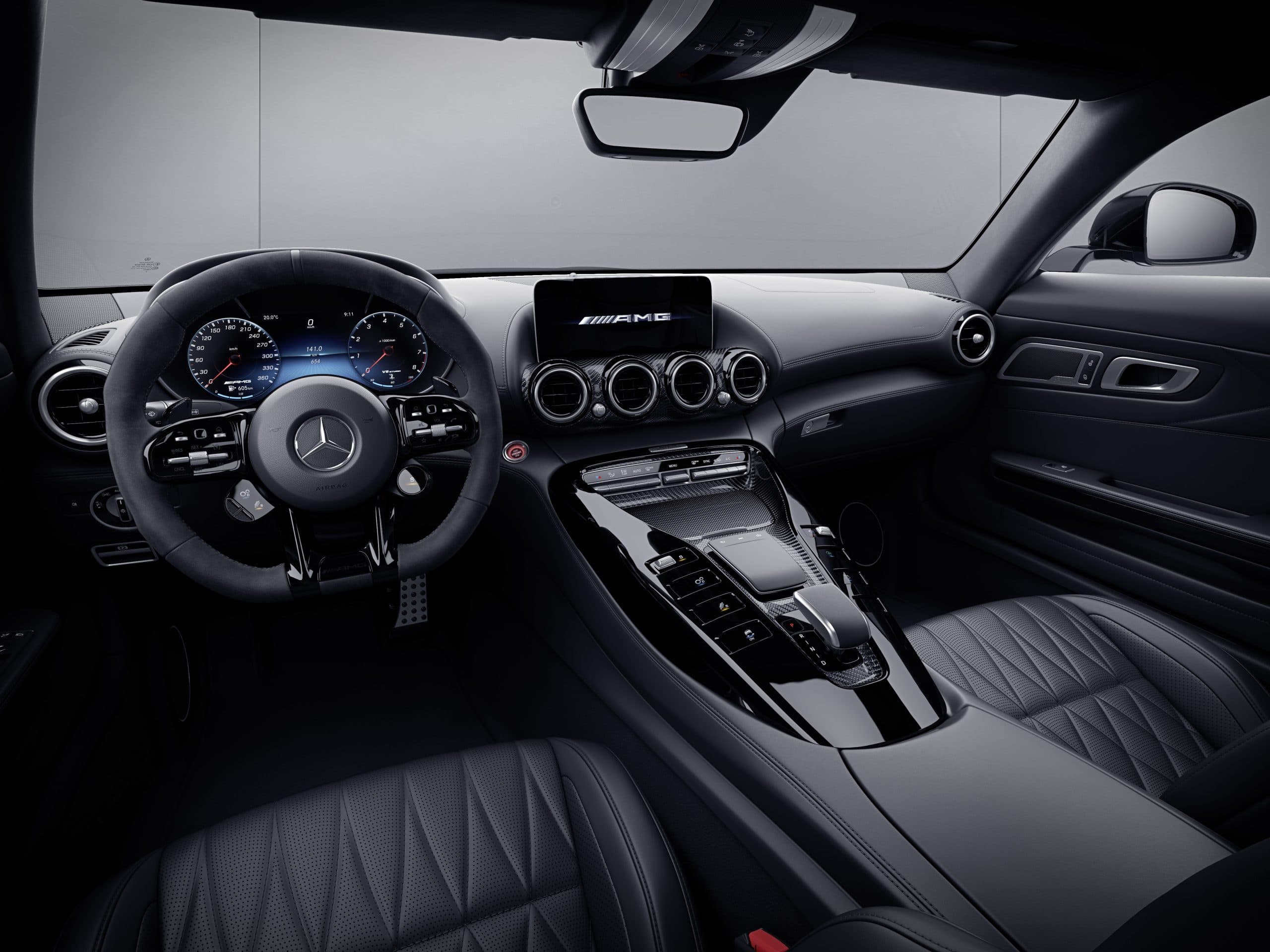 MERCEDES BENZ AMG GT C