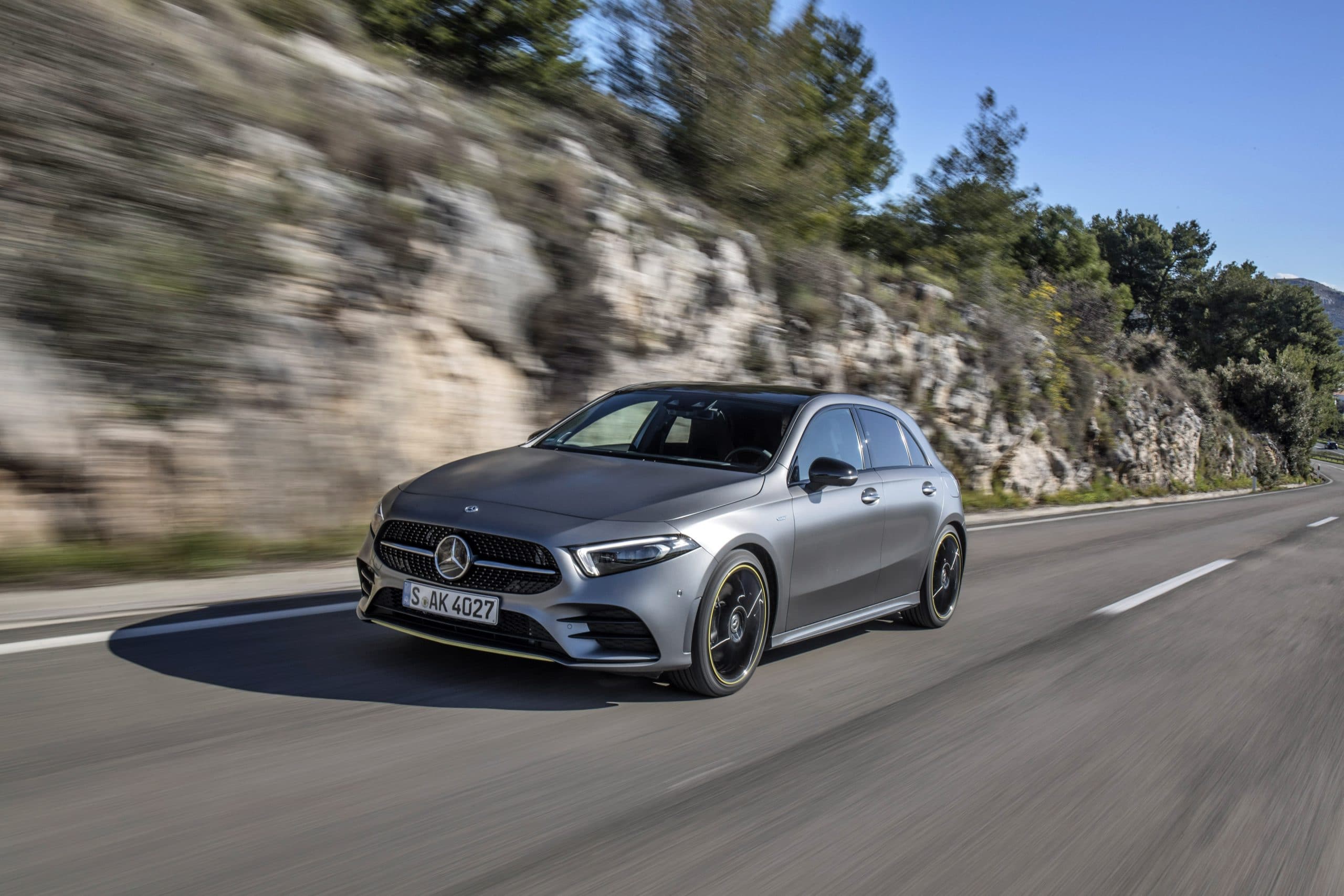 MERCEDES BENZ A-Class A200