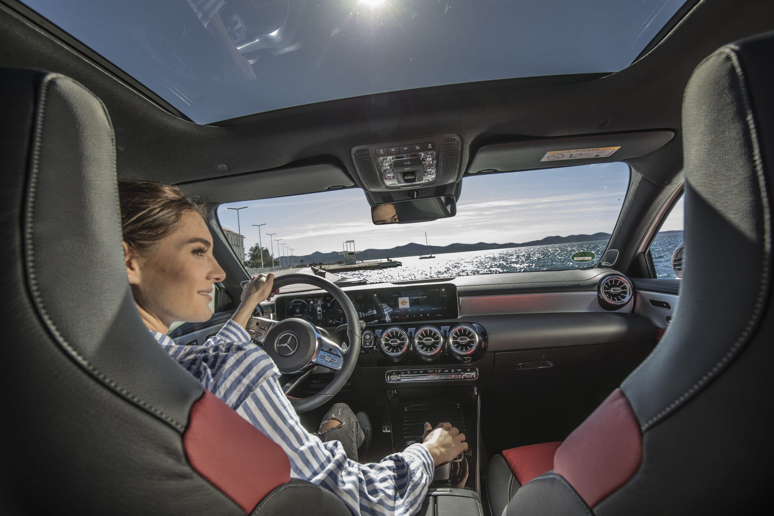 MERCEDES BENZ A-Class A200