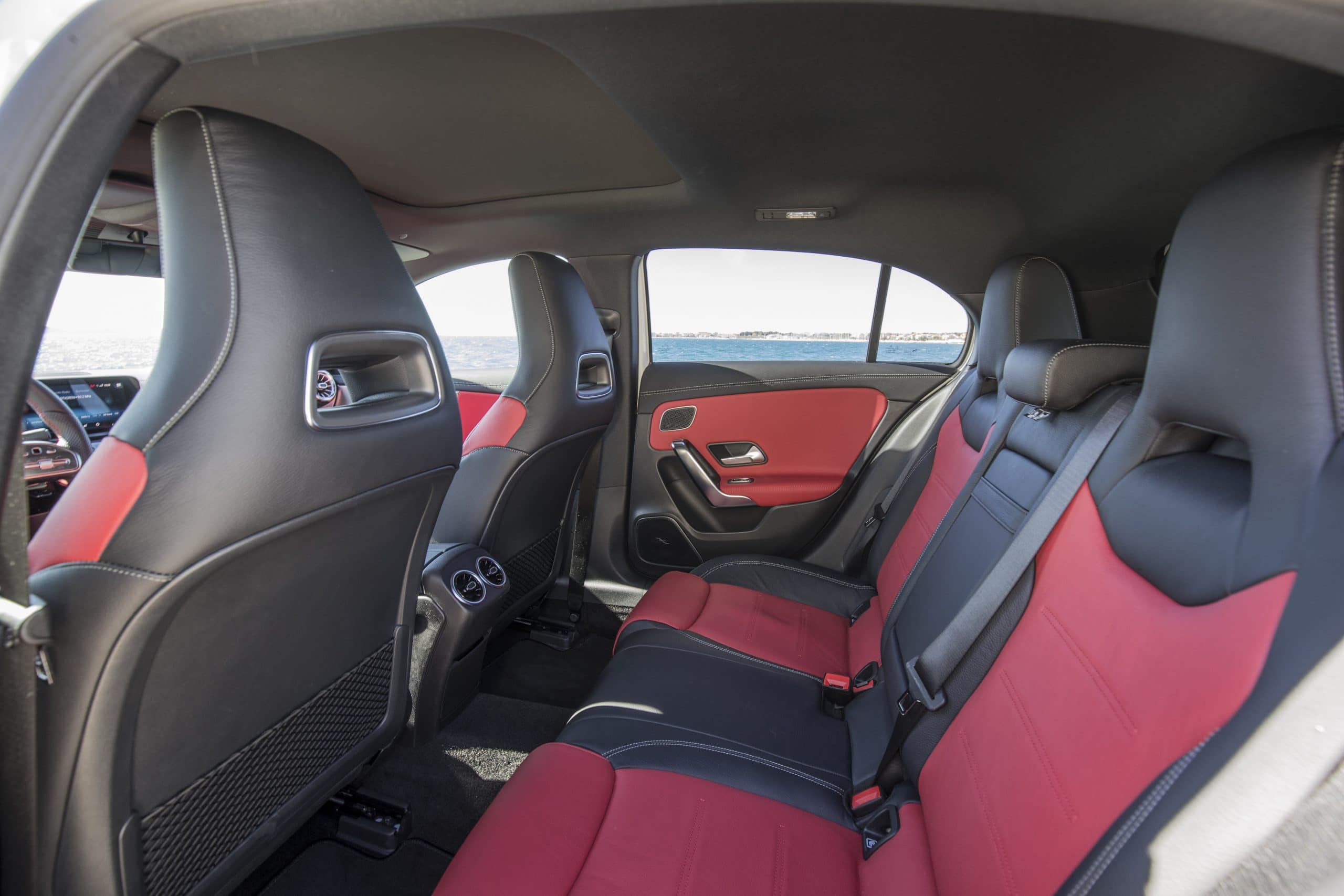 MERCEDES BENZ A-Class A200