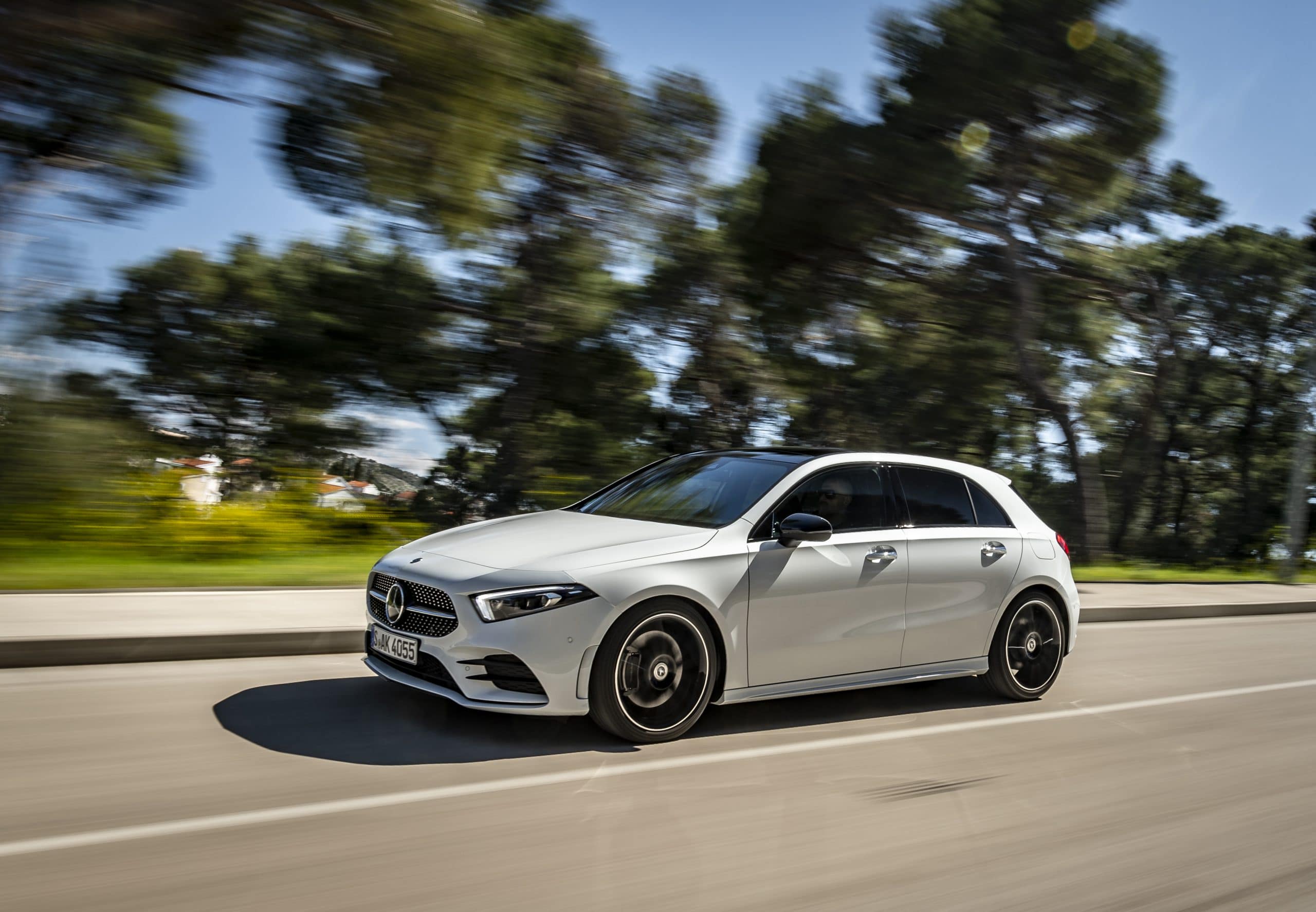 MERCEDES BENZ A-Class A200