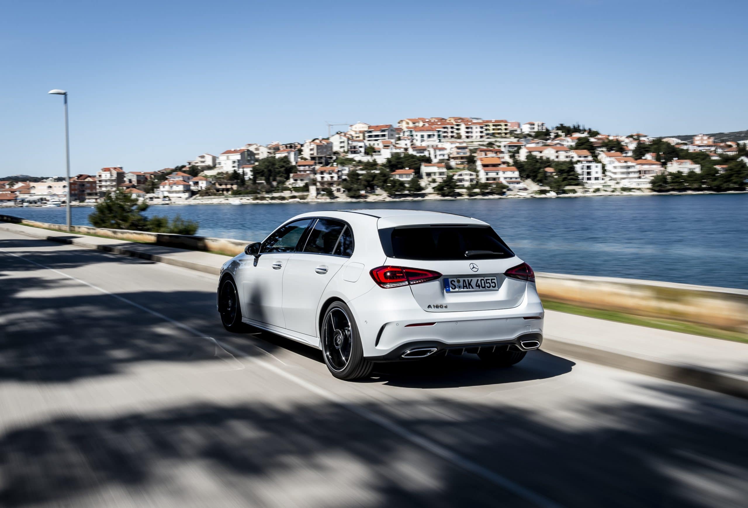 MERCEDES BENZ A-Class A200