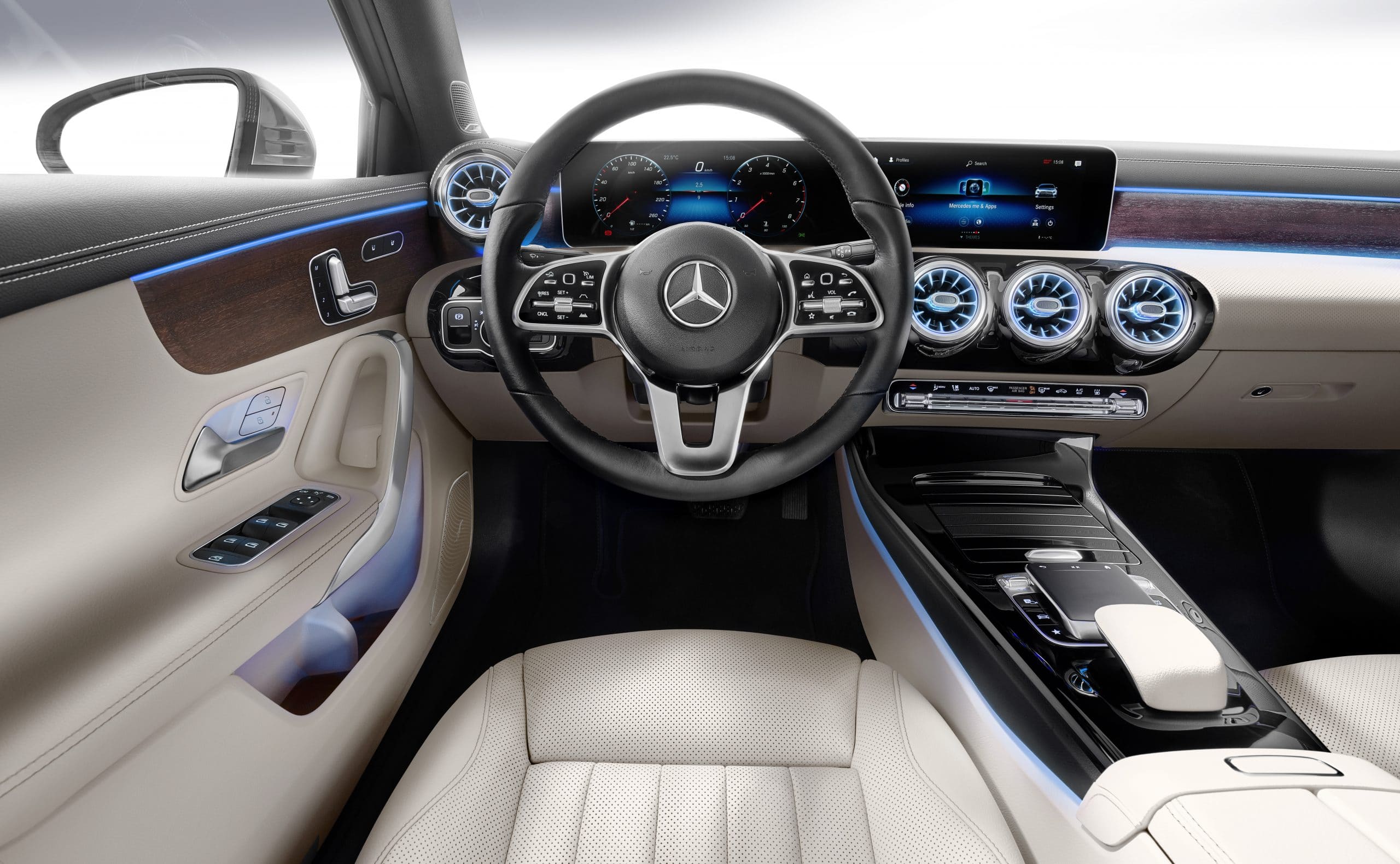 MERCEDES BENZ A-Class A200
