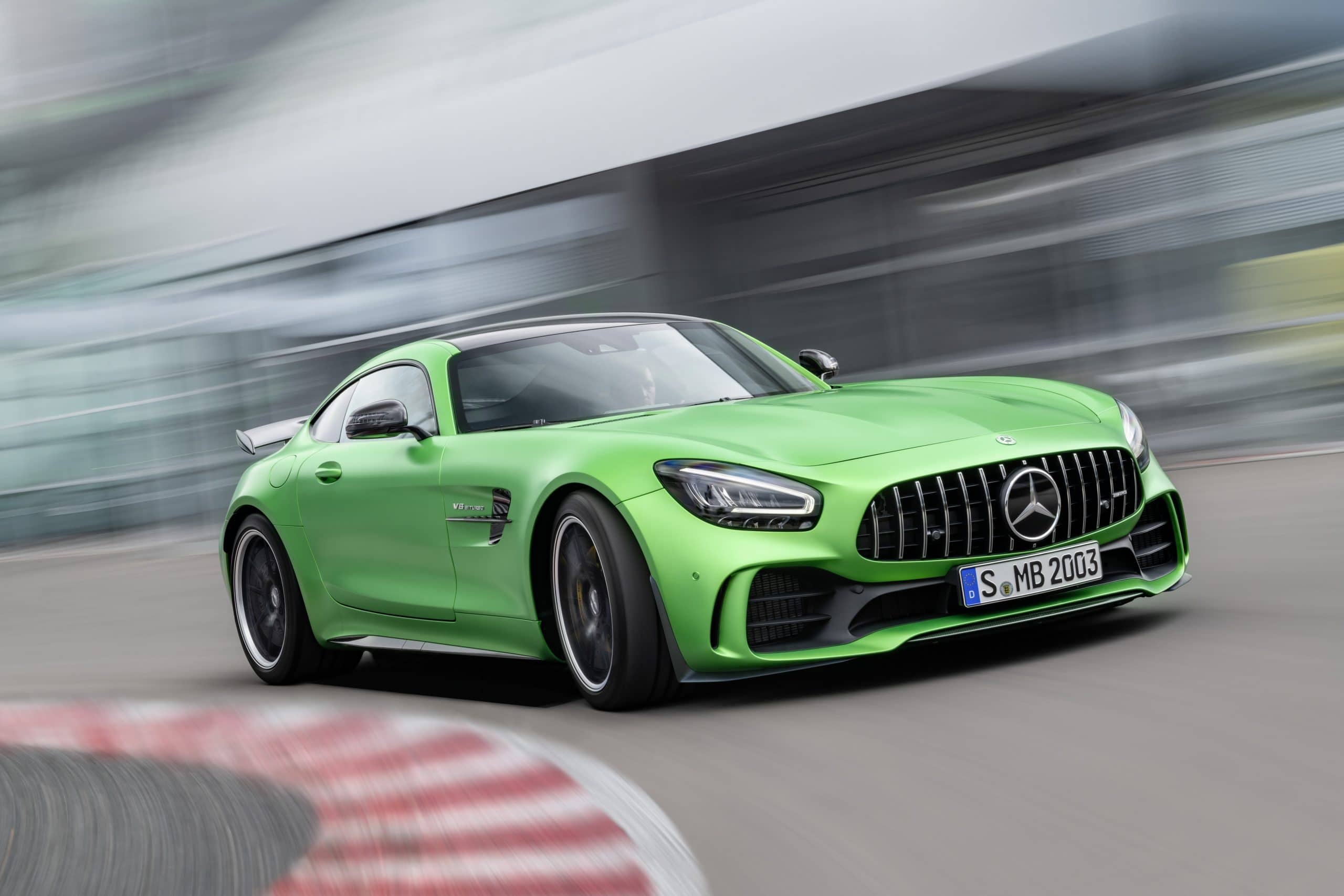 MERCEDES BENZ AMG GT C