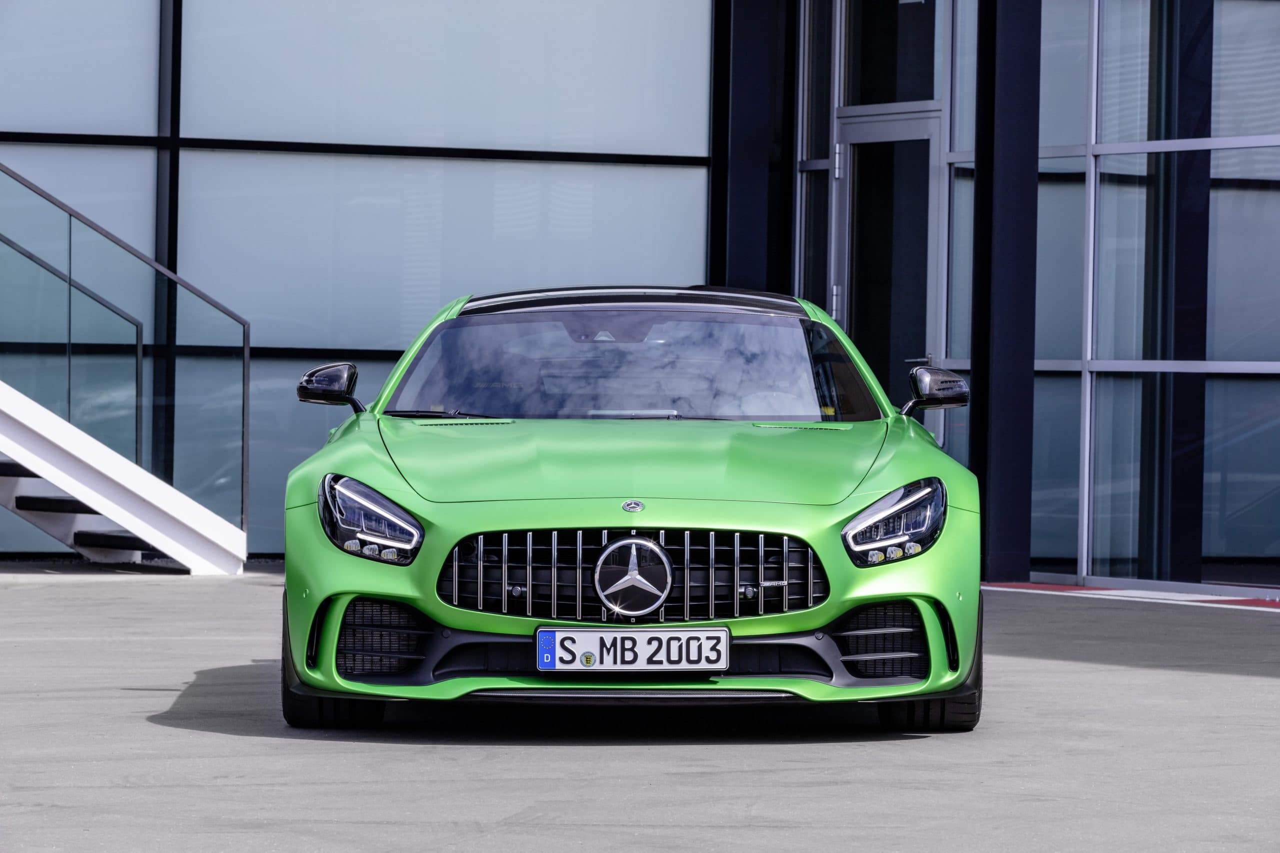 MERCEDES BENZ AMG GT C