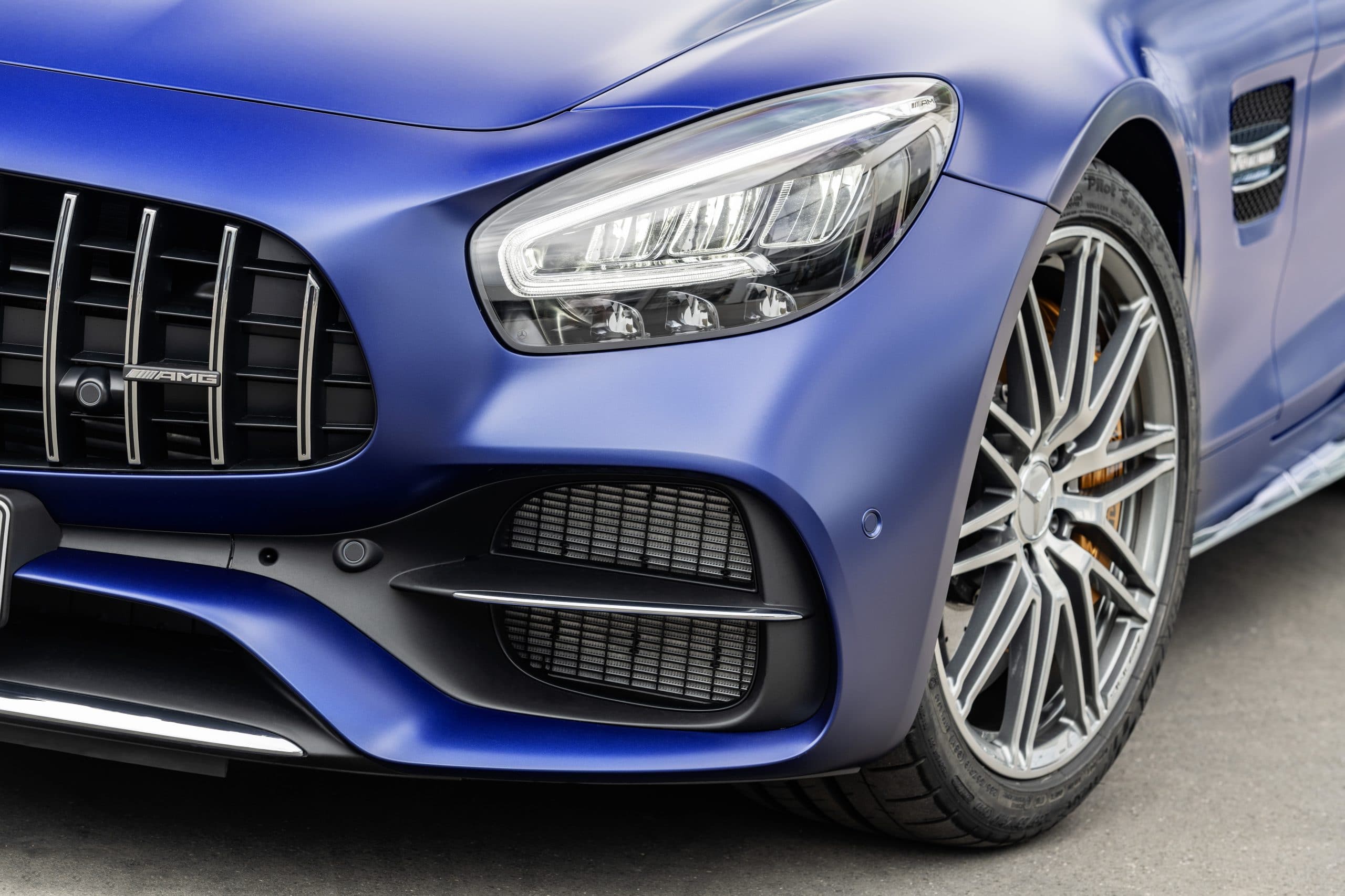 MERCEDES BENZ AMG GT C