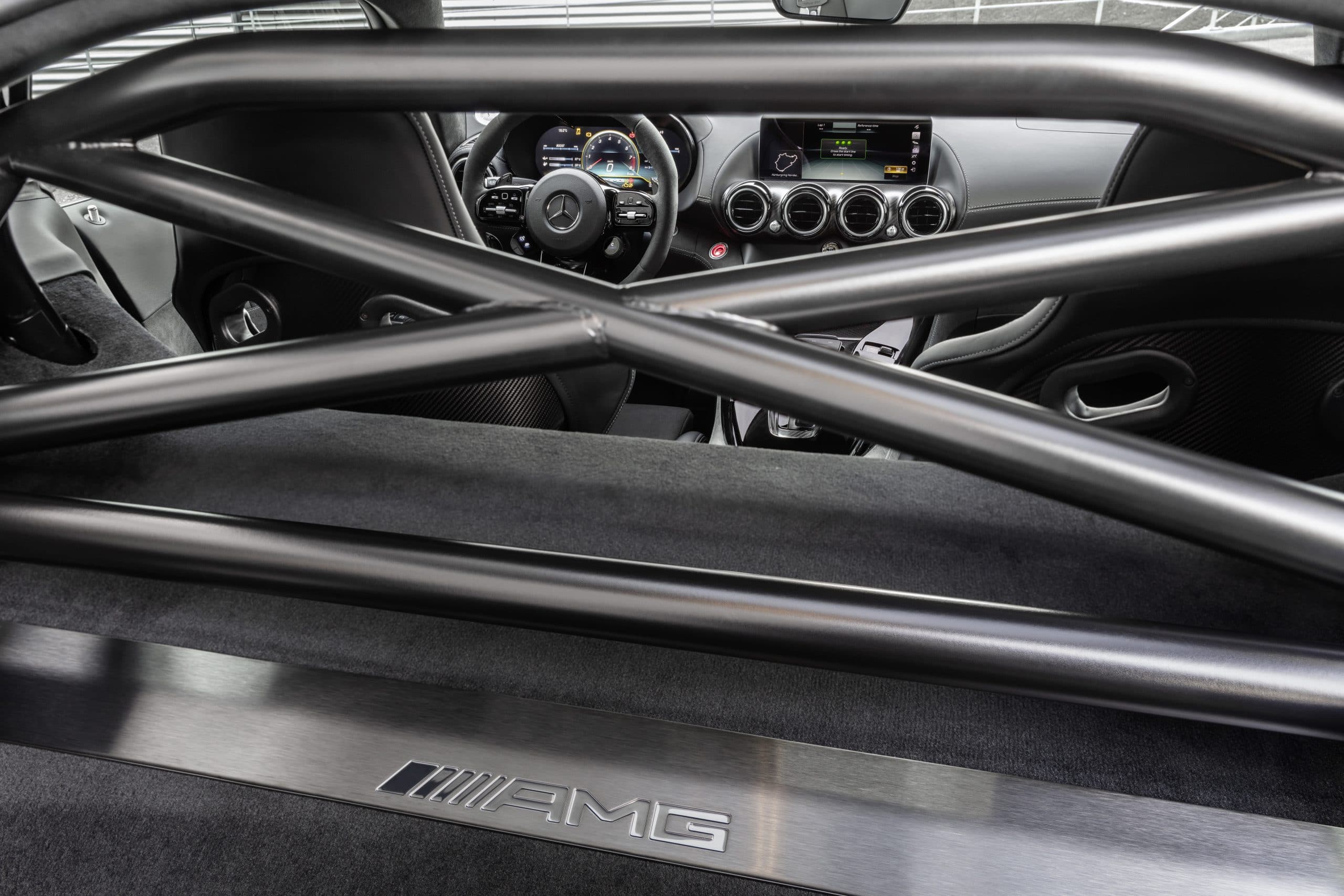 MERCEDES BENZ AMG GT C