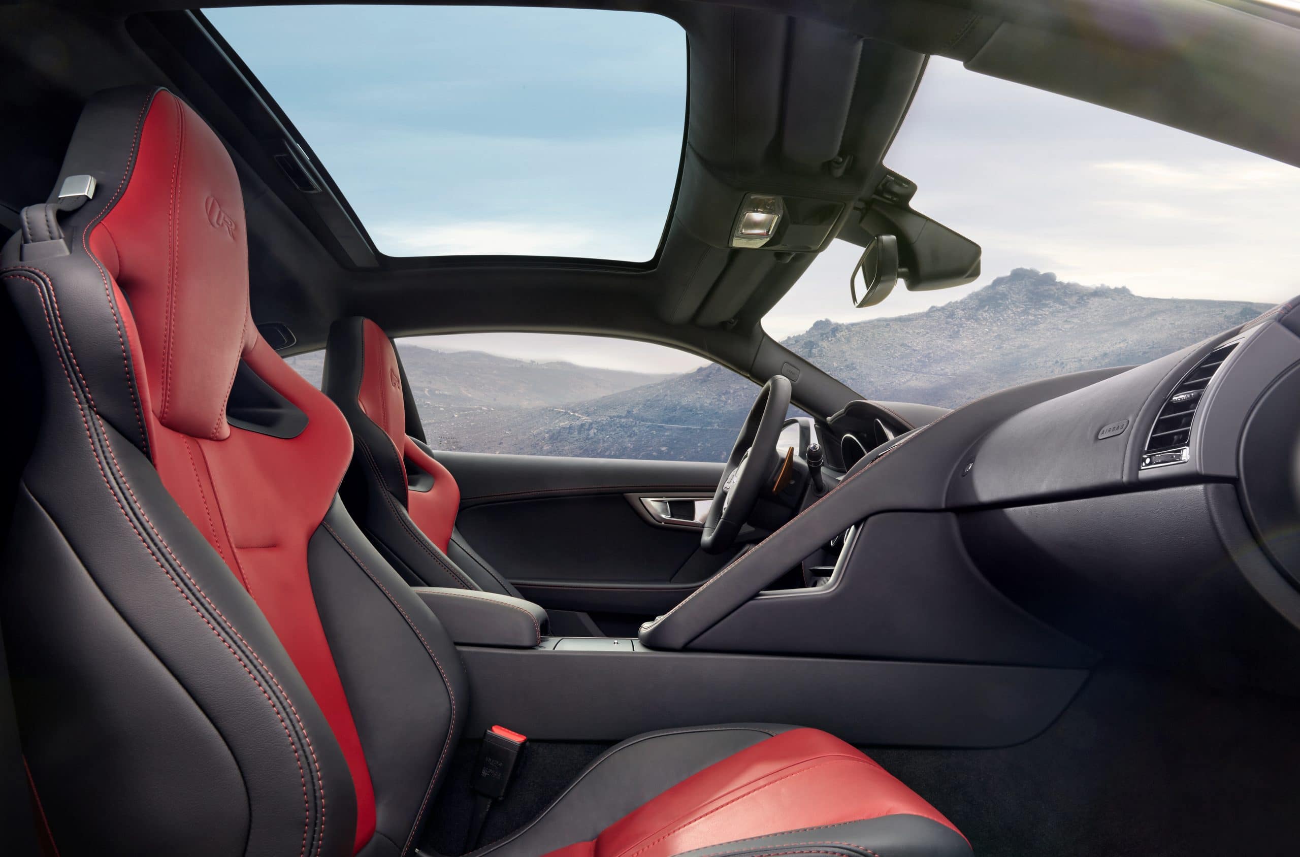 JAGUAR F-Type 3.0lt V6 S/C 340PS RWD Auto R-Dynamic