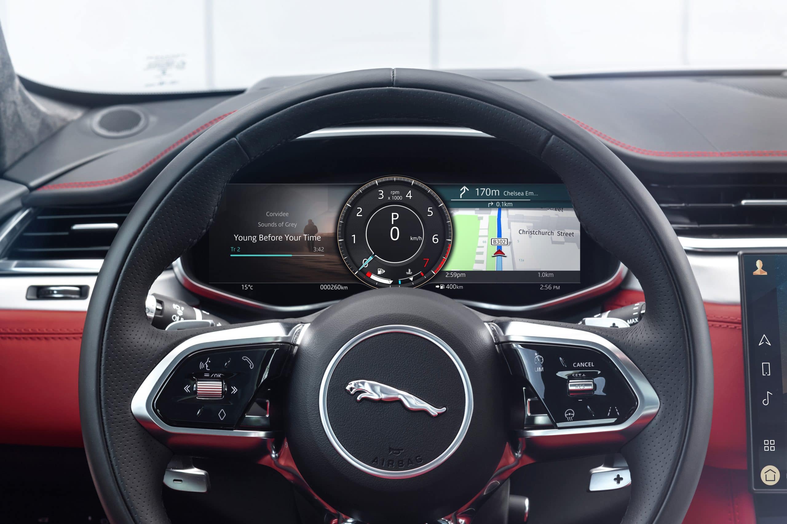 JAGUAR F-Pace 2.0L I4 T/C AWD Auto Portfolio 300PS
