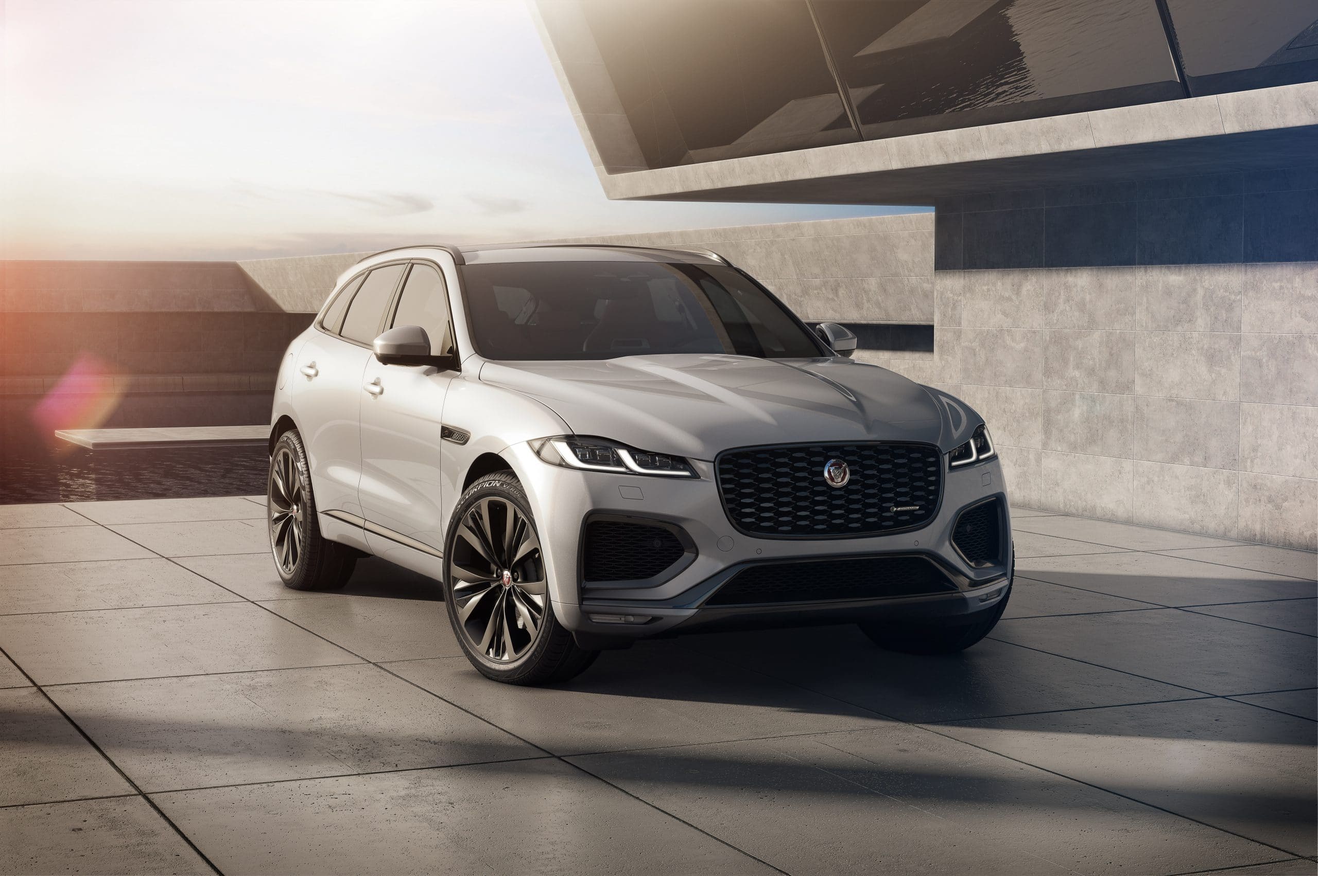 JAGUAR F-Pace 2.0L I4 T/C AWD Auto Portfolio 300PS