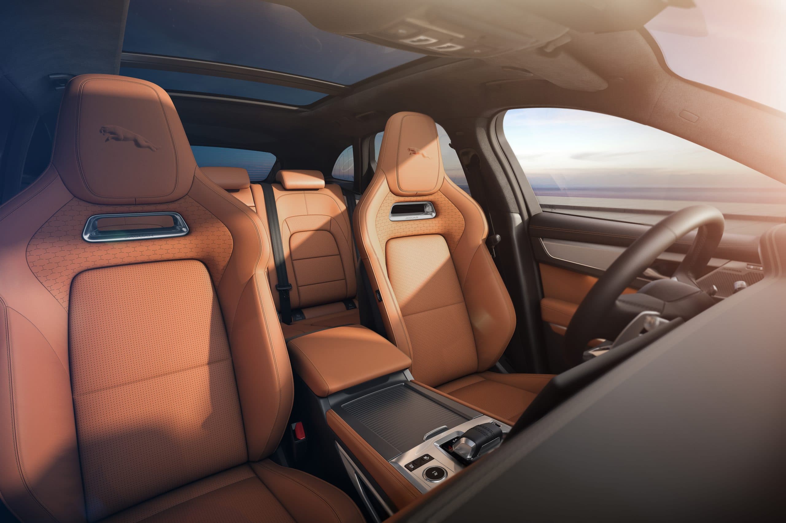 JAGUAR F-Pace 2.0L I4 T/C AWD Auto Portfolio 300PS