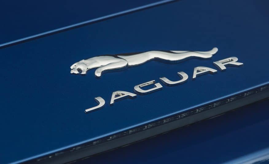 JAGUAR F-Type 2.0lP I4 300PS RWD Auto R-Dynamic Convertible
