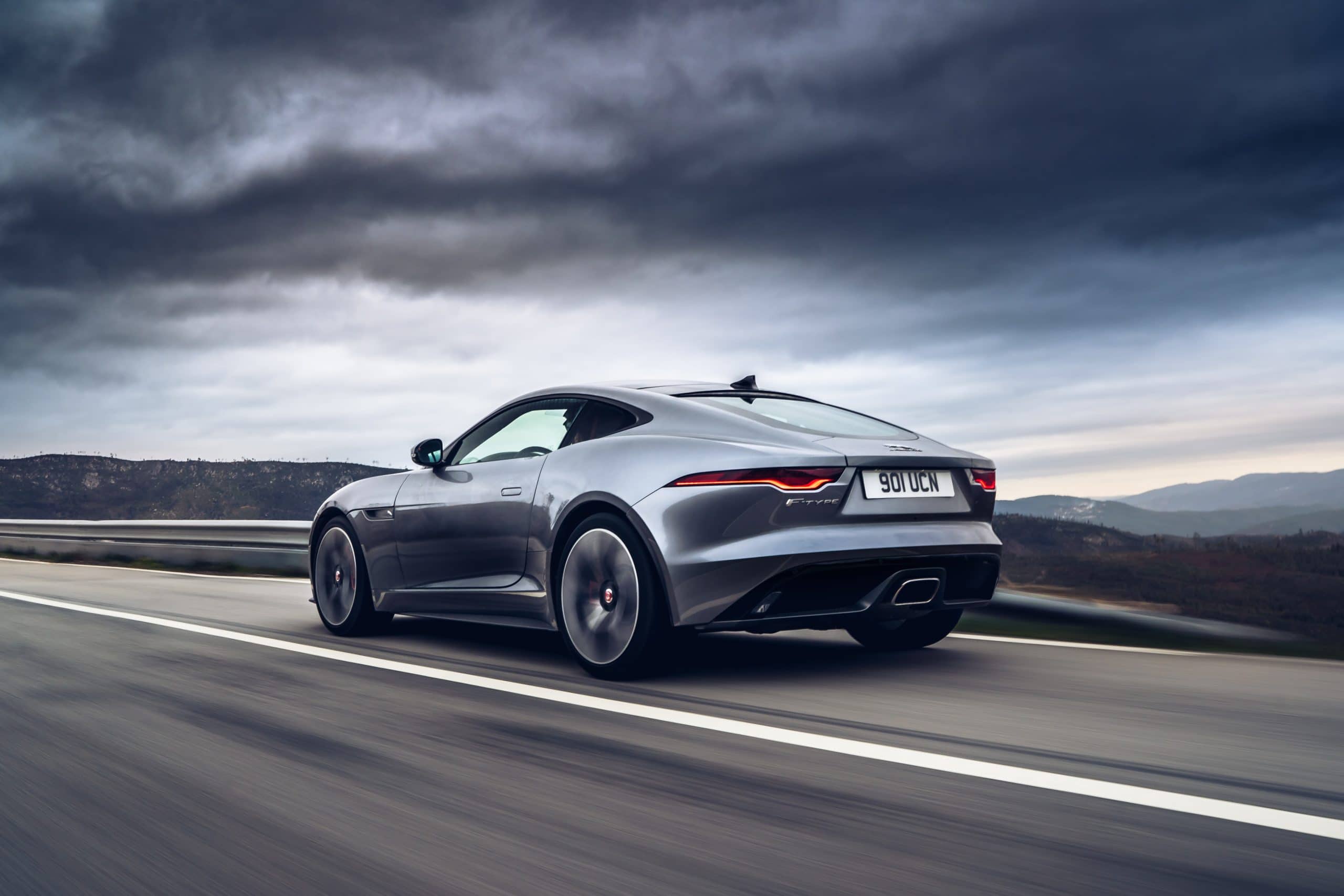 JAGUAR F-Type 3.0lt V6 S/C 340PS RWD Auto R-Dynamic