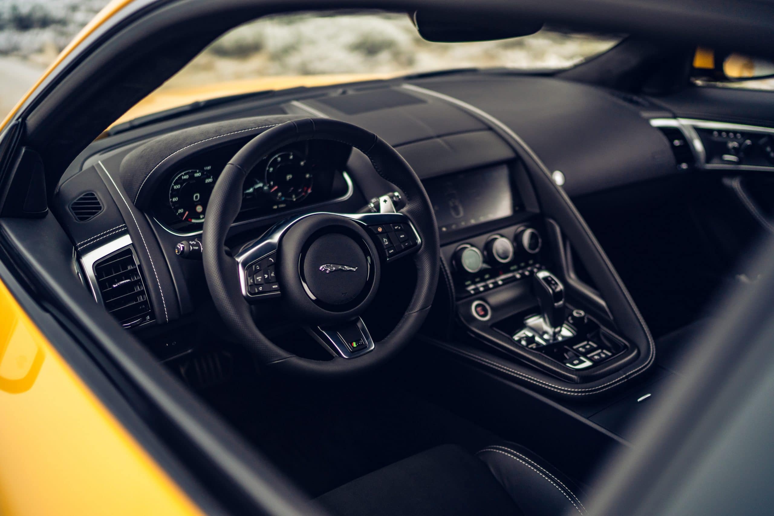 JAGUAR F-Type 3.0lt V6 S/C 340PS RWD Auto R-Dynamic