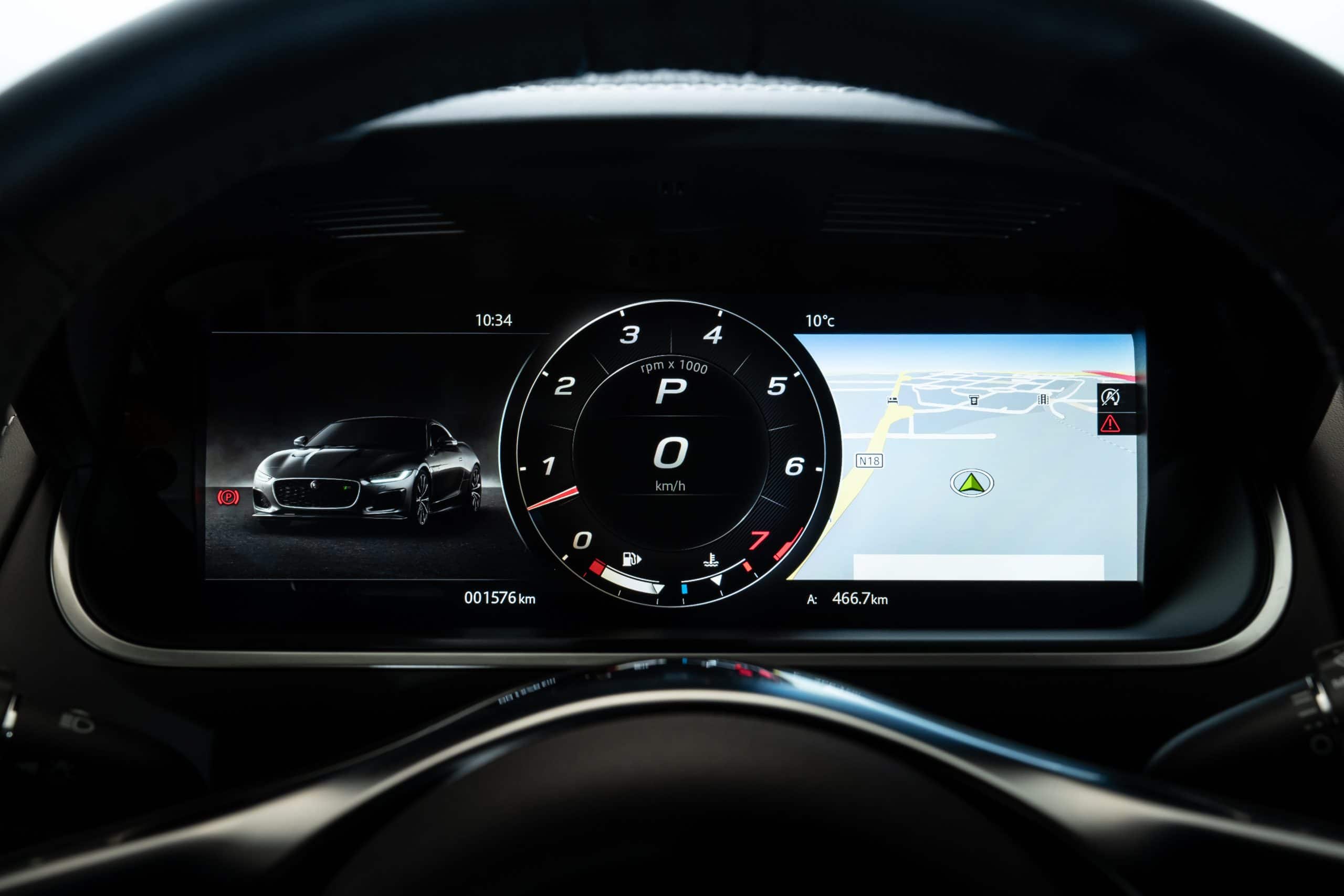 JAGUAR F-Type 3.0lt V6 S/C 340PS RWD Auto R-Dynamic