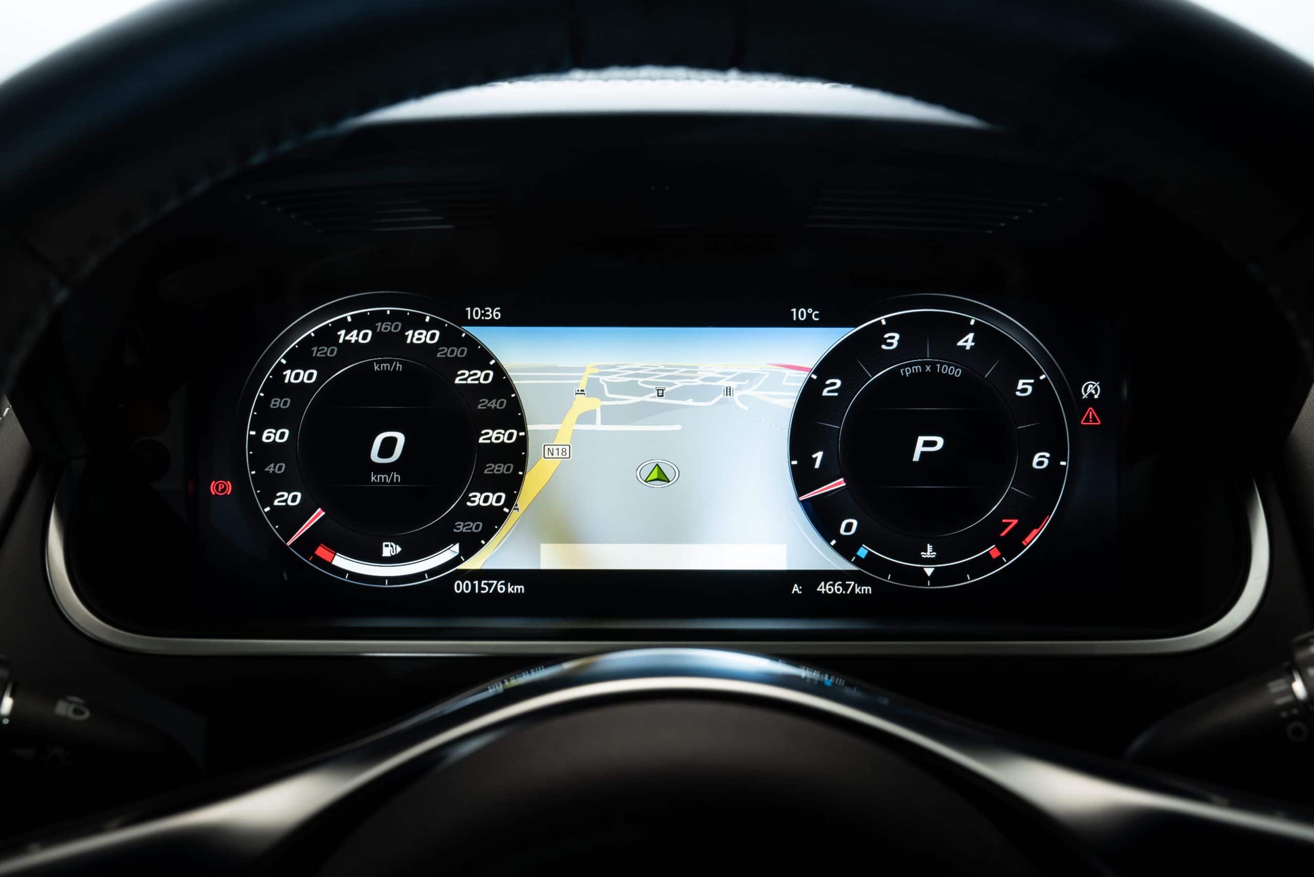 JAGUAR F-Type 2.0lP I4 300PS RWD Auto R-Dynamic Convertible
