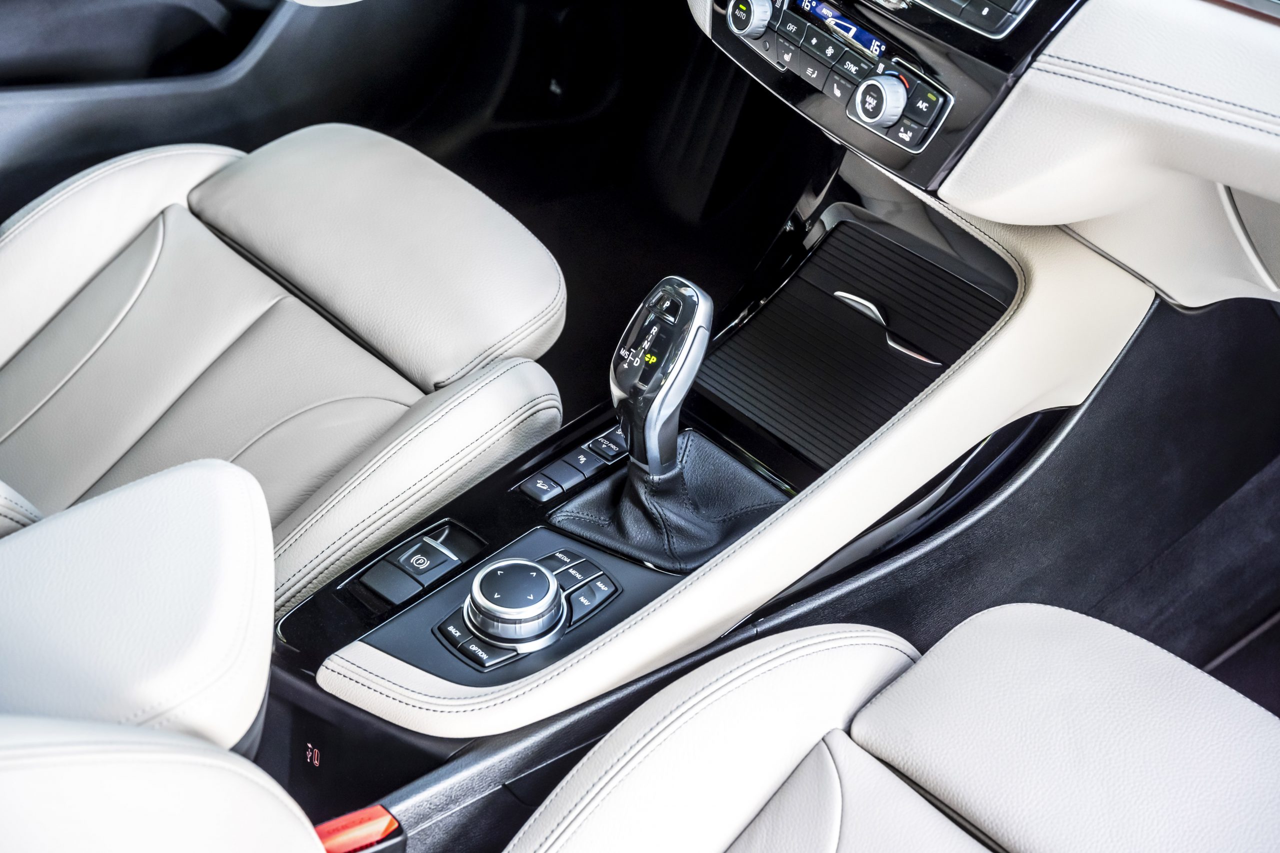 BMW X1 xDrive20i