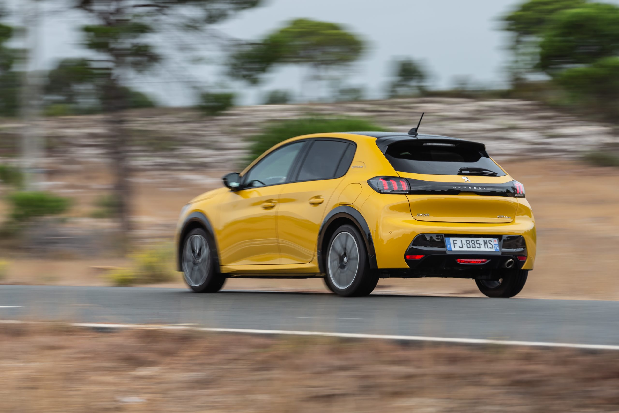 PEUGEOT 208 1.2 PureTech 100 GT Line