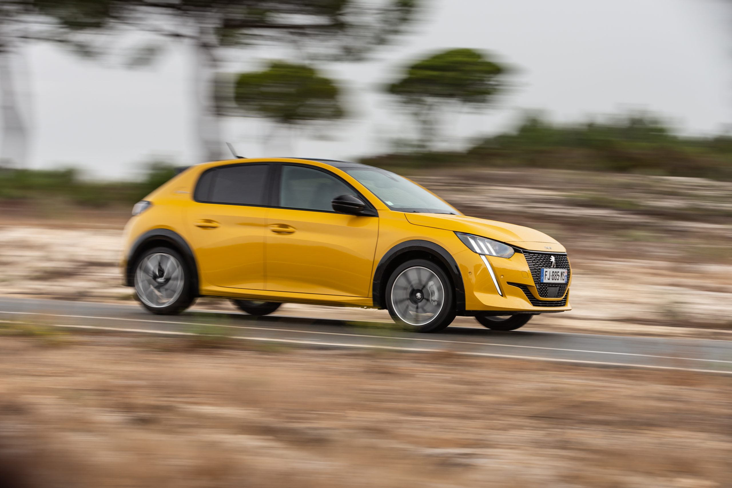 PEUGEOT 208 1.2 PureTech 100 GT Line