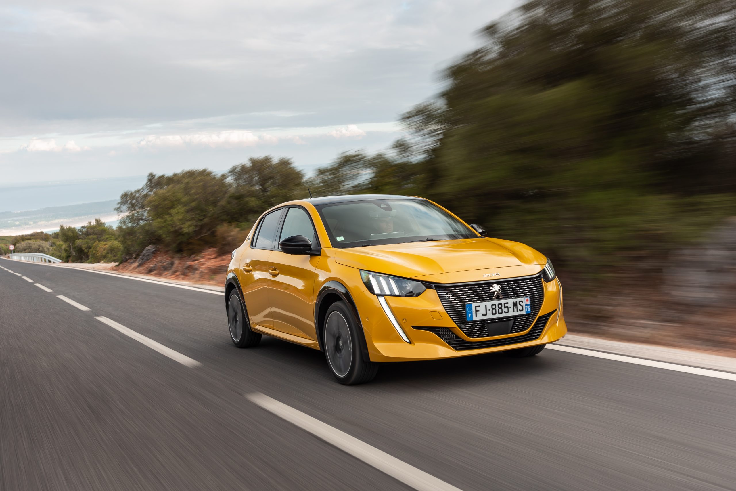 PEUGEOT 208 1.2 PureTech 100 GT Line