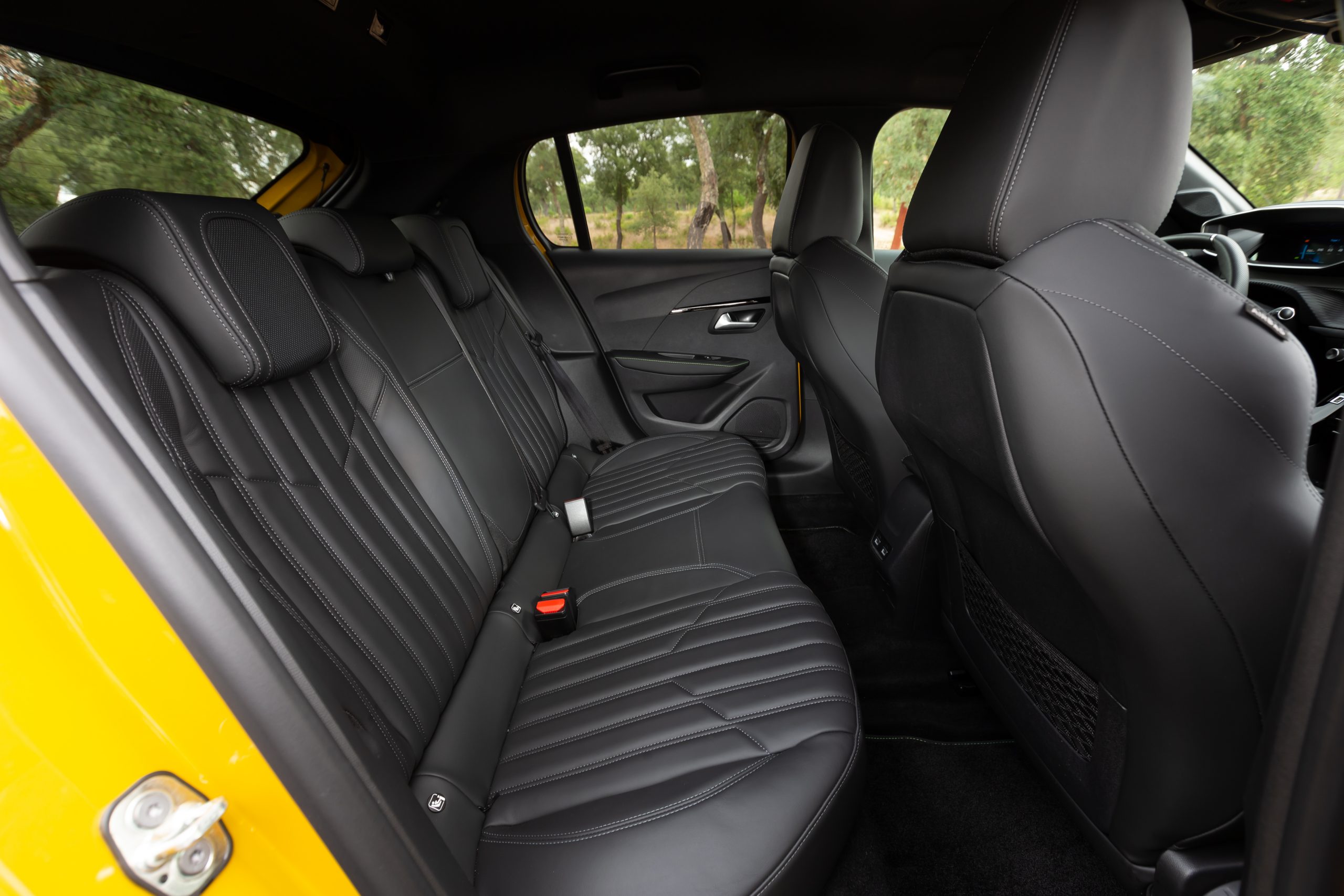 PEUGEOT 208 1.2 PureTech 100 GT Line