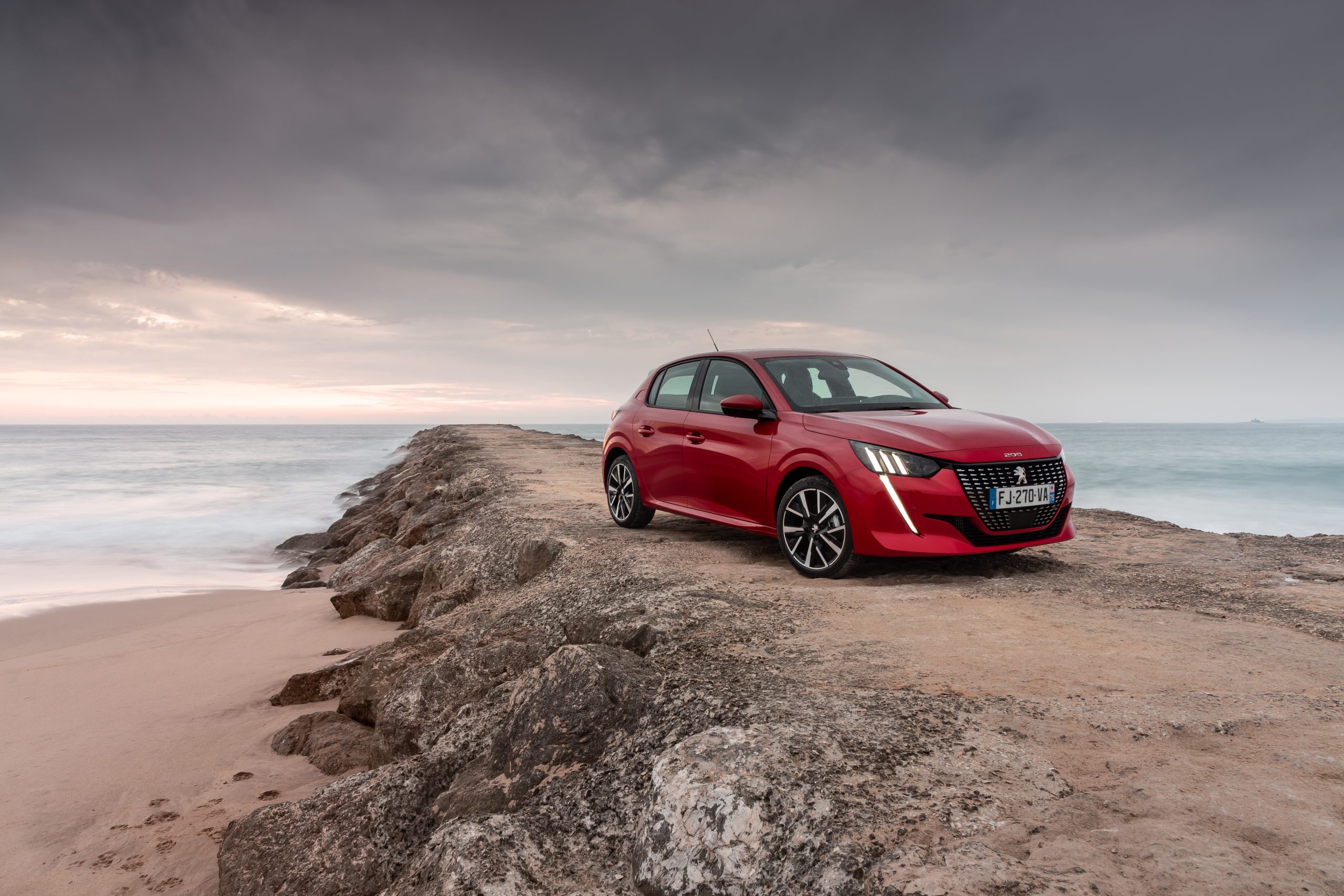 PEUGEOT 208 1.2 PureTech 100 GT Line