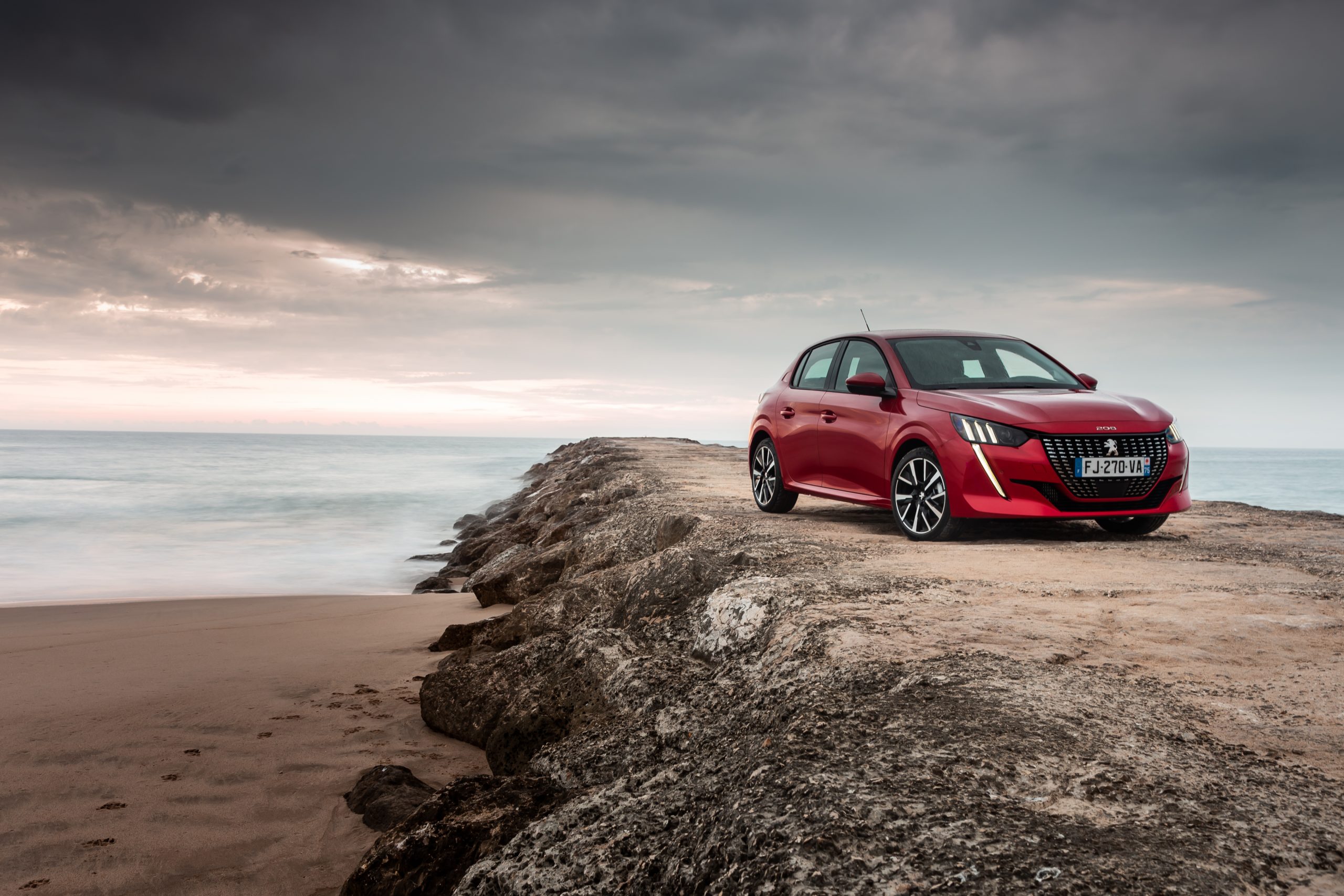 PEUGEOT 208 1.2 PureTech 100 GT Line