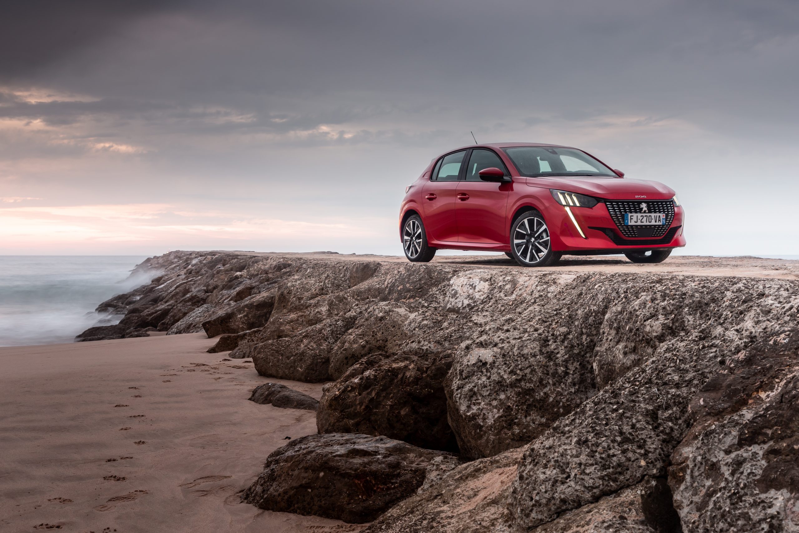 PEUGEOT 208 1.2 PureTech 100 GT Line