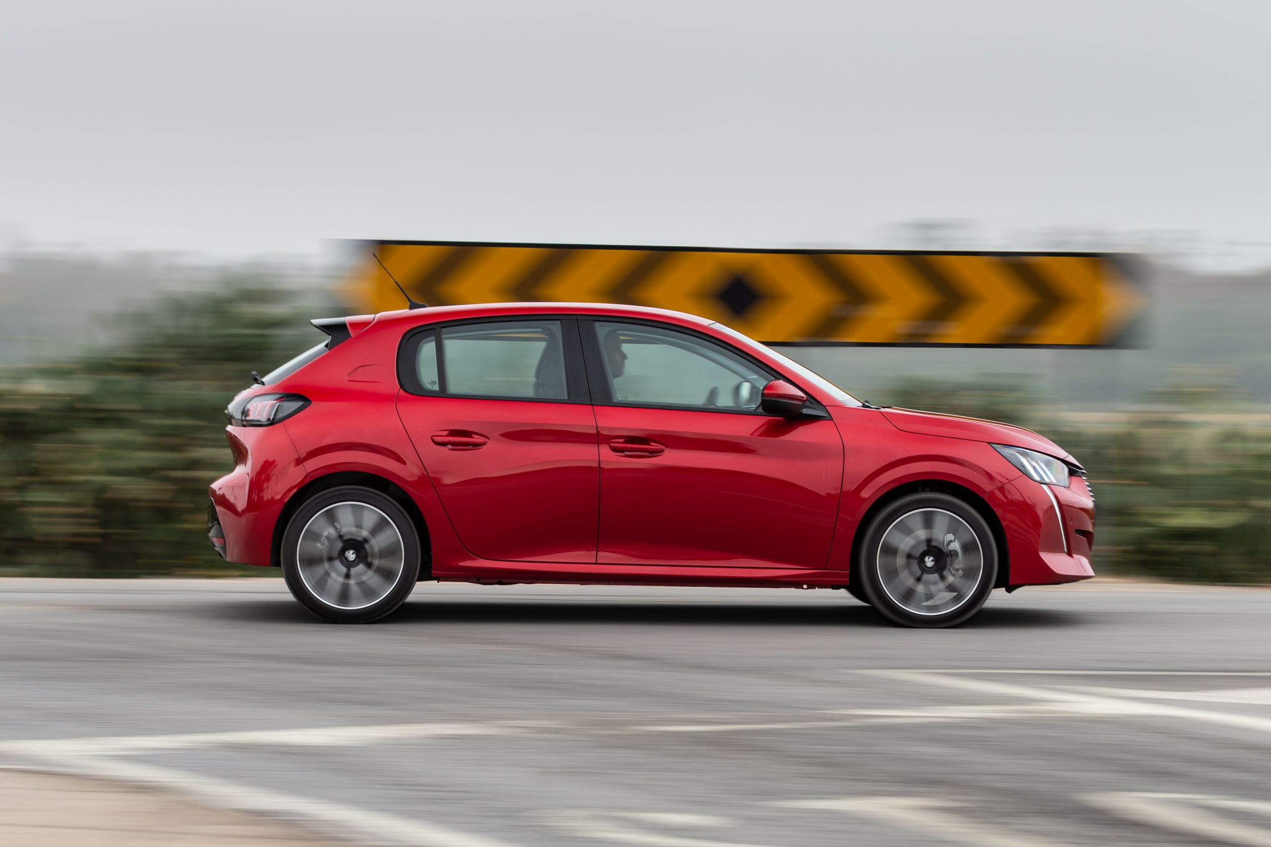 PEUGEOT 208 1.2 PureTech 100 GT Line