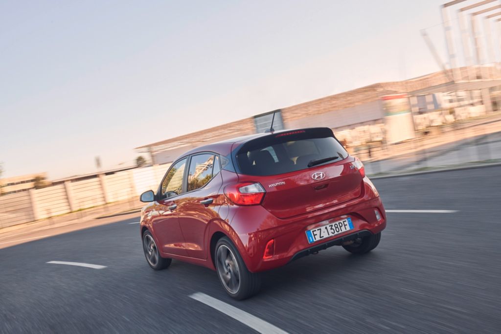 HYUNDAI i10 1.0 67 PS Fresh