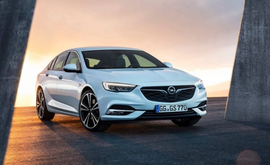 OPEL Insignia 1.5 Turbo Direct Injection Edition 165hp