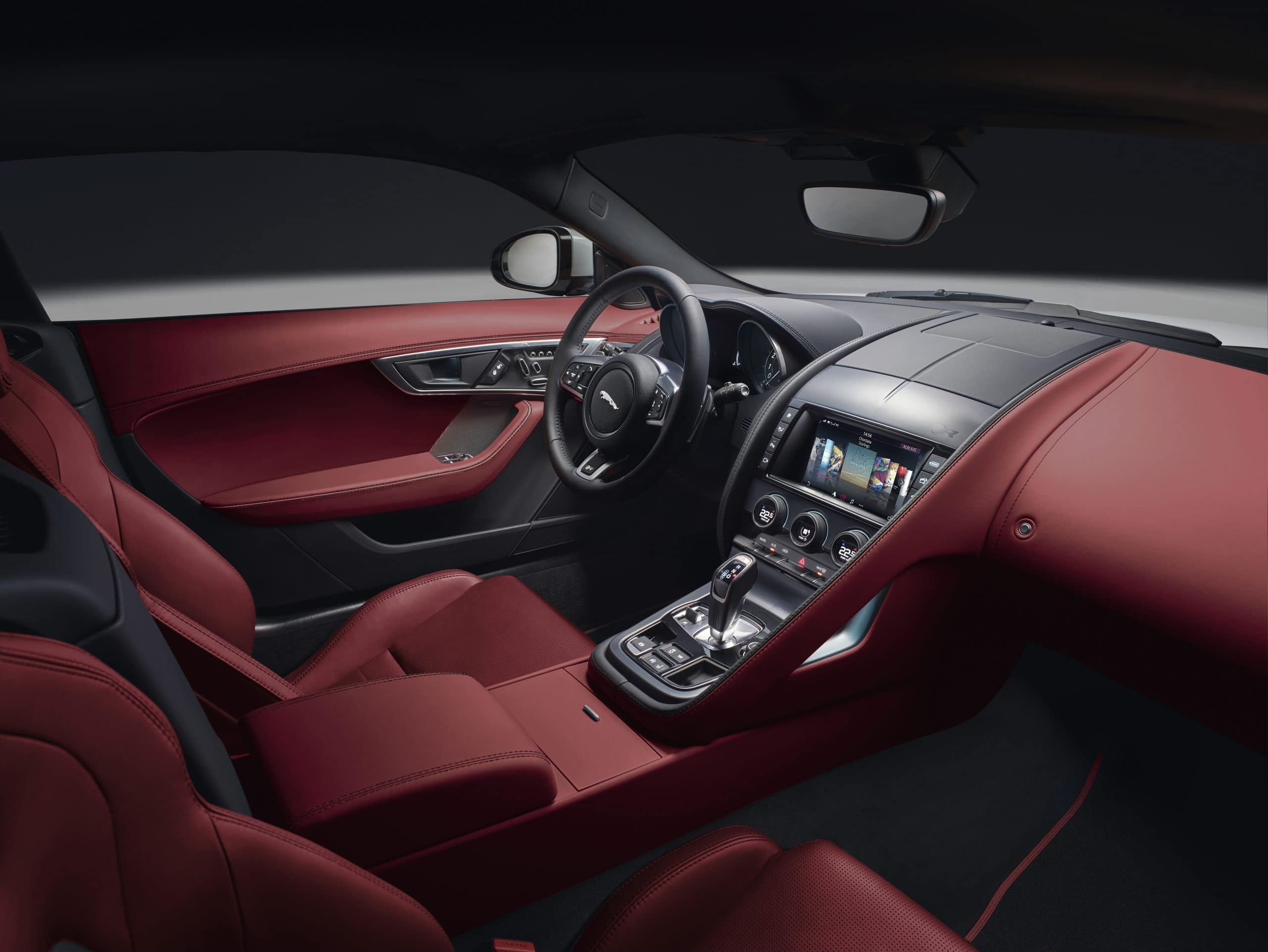 JAGUAR F-Type 3.0lt V6 S/C 340PS RWD Auto R-Dynamic